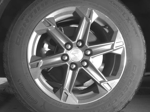 Used 2025 Chevrolet Blazer LT FWD image 12