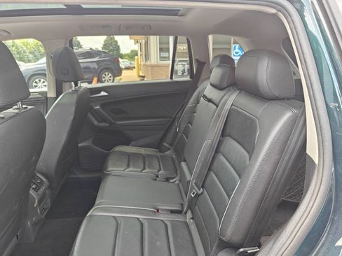Used 2019 Volkswagen Tiguan SEL Premium AWD/4WD image 15