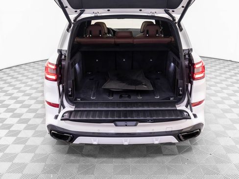 Used 2020 BMW X5 M50i w/ Executive Package image 37