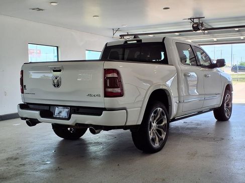 Used 2022 RAM 1500 Limited AWD/4WD image 3