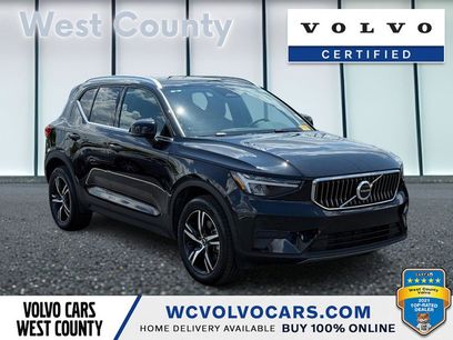Used 2025 Volvo XC40 B5 Core