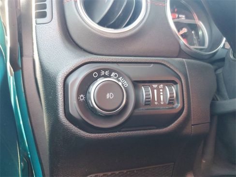 Used 2020 Jeep Wrangler Unlimited Rubicon w/ Quick Order Package 28Y Recon image 34