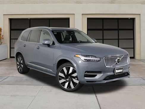 Certified 2023 Volvo XC90 T8 Ultimate image 34