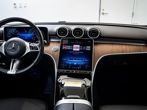 Certified 2025 Mercedes-Benz C 300 4MATIC Sedan image 30