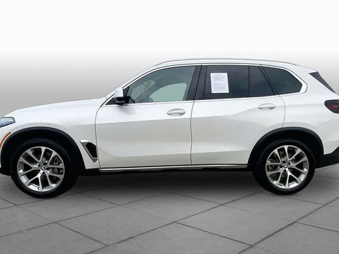 Used 2024 BMW X5 sDrive40i w/ Premium Package RWD image 32