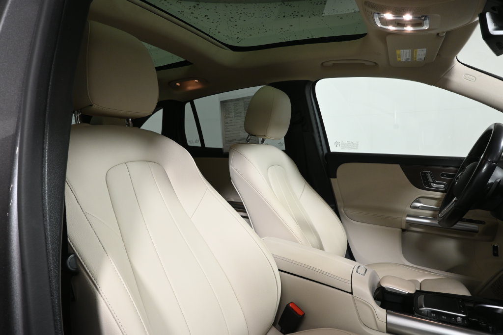 Certified 2023 Mercedes-Benz GLA 250 4MATIC image 30