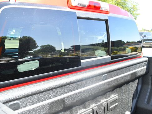New 2026 GMC Canyon Elevation w/ Convenience Package RWD image 8