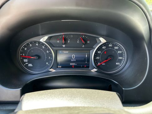 Used 2024 GMC Terrain SLE AWD/4WD image 18