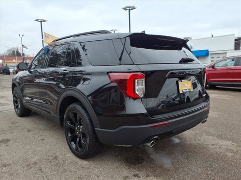 Used 2023 Ford Explorer ST-Line image 9