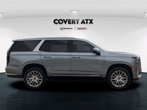 Used 2024 Cadillac Escalade Premium Luxury AWD/4WD image 8