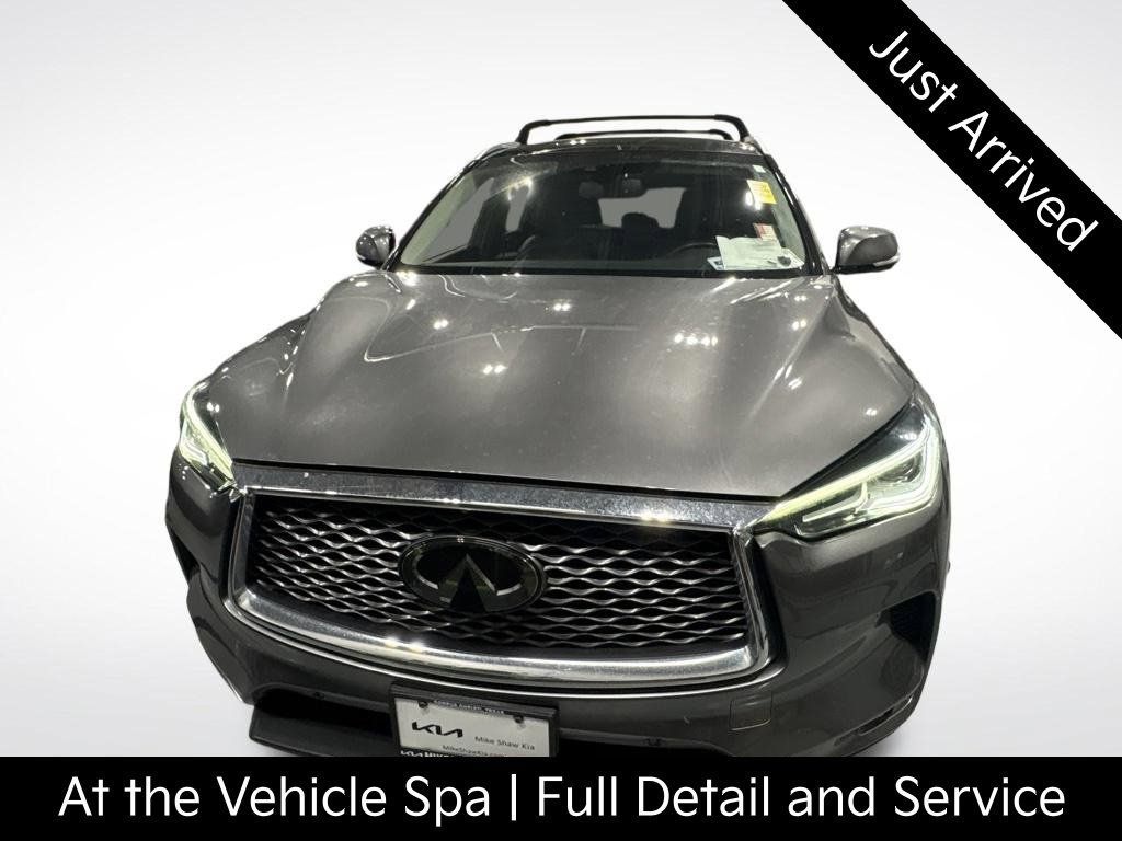 Used 2019 INFINITI QX50 Essential w/ Premium Heat Package FWD image 3