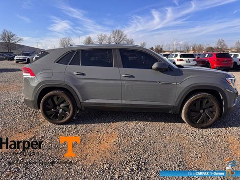 Used 2024 Volkswagen Atlas Cross Sport SE image 6