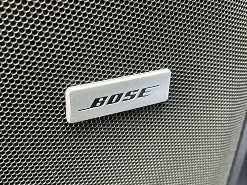 Used 2024 Chevrolet Suburban Premier image 18