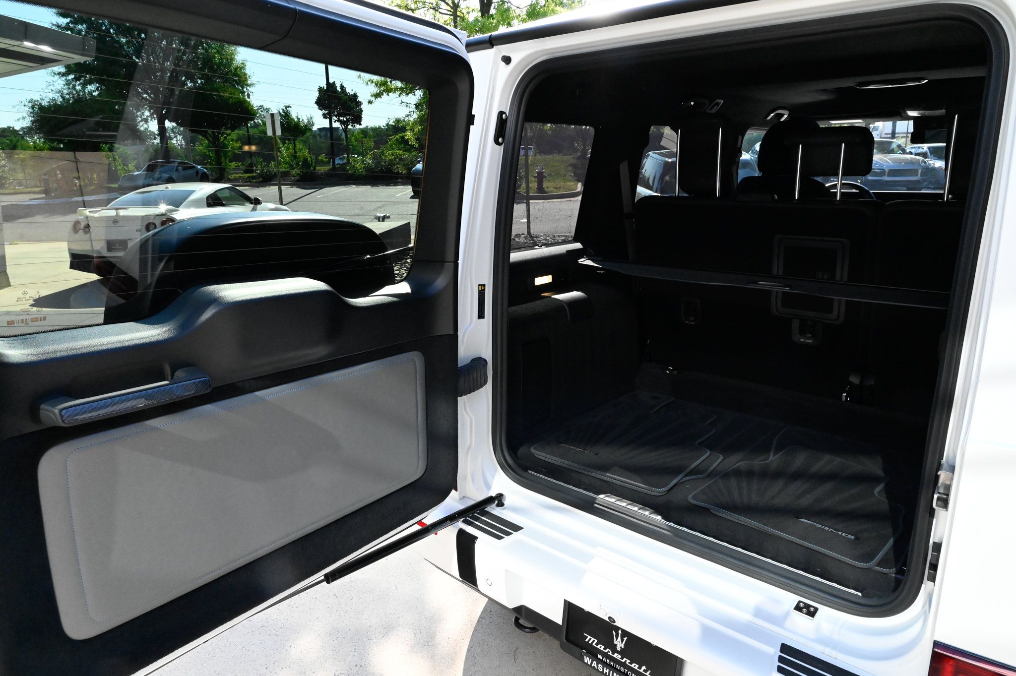 Used 2025 Mercedes-Benz G 580 w/ EQ Technology image 46