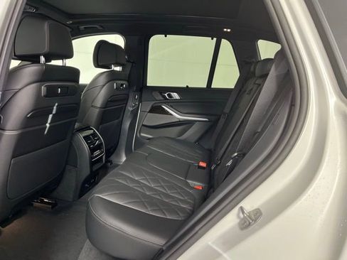 Used 2026 BMW X5 xDrive40i AWD/4WD image 19