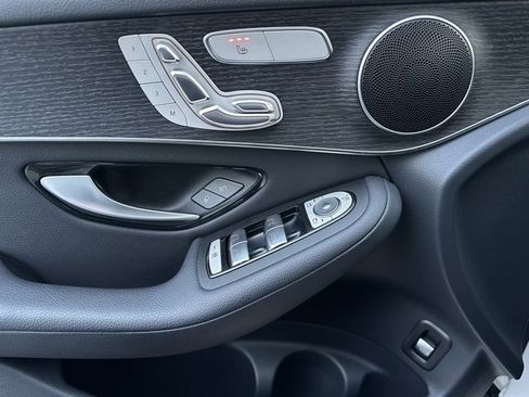 Certified 2022 Mercedes-Benz GLC 300 4MATIC image 15