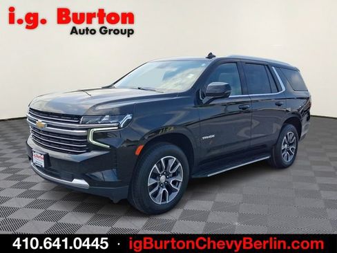 Certified 2023 Chevrolet Tahoe LT w/ Luxury Package AWD/4WD image 3