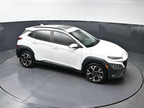 Used 2022 Hyundai Kona Limited image 21