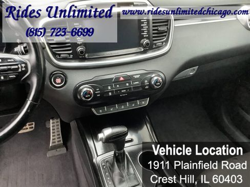 Used 2017 Kia Sorento SX image 18