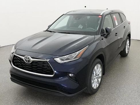 New 2026 Toyota Highlander Limited AWD/4WD image 28