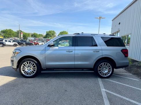 Used 2024 Ford Expedition Limited AWD/4WD image 4