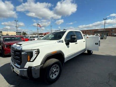 New 2024 GMC Sierra 3500 Pro w/ Convenience Package image 3