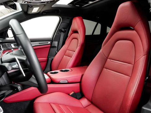 Certified 2023 Porsche Panamera 4 Platinum Edition AWD/4WD image 5