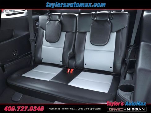 Used 2022 Ford Explorer XLT w/ XLT Sport Appearance Package image 7