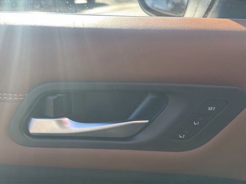 New 2026 Nissan Pathfinder Platinum image 19