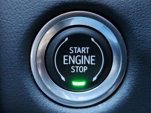 Used 2021 Chevrolet Tahoe Z71 image 9