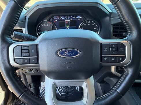 Used 2024 Ford Expedition Max XLT image 32