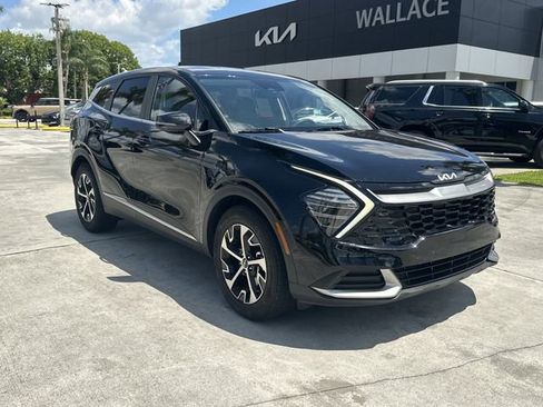 Certified 2024 Kia Sportage EX FWD image 4