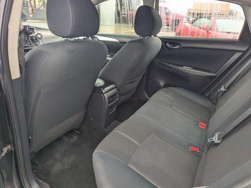Used 2017 Nissan Sentra S image 27