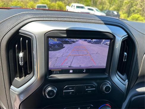 Used 2019 Chevrolet Silverado 1500 LTZ w/ LTZ Plus Package AWD/4WD image 15