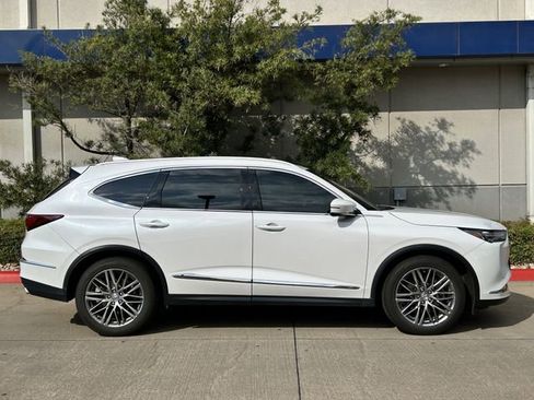 Certified 2024 Acura MDX SH-AWD w/ Advance Package image 3