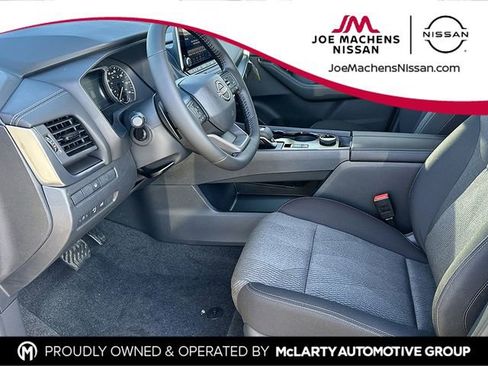 New 2026 Nissan Rogue SV w/ Cold Weather Package AWD/4WD image 12