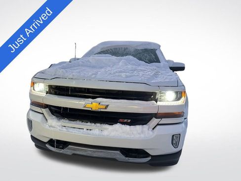 Used 2017 Chevrolet Silverado 1500 LT w/ All Star Edition image 2