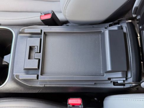 Used 2022 Subaru Legacy Limited image 16