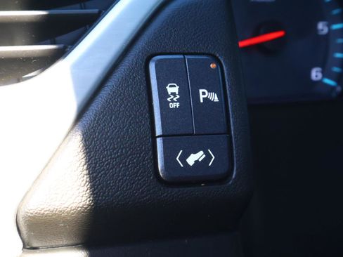 Used 2019 GMC Yukon XL SLE w/ Convenience Package image 20