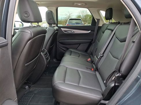 Used 2019 Cadillac XT5 Luxury AWD/4WD image 10