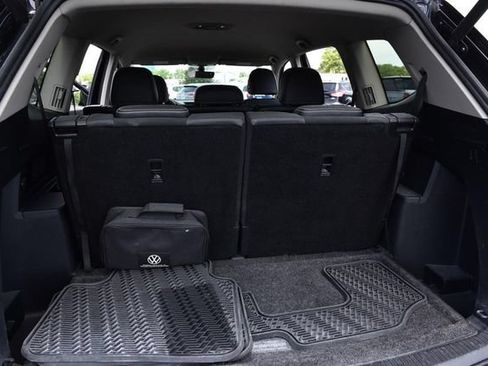 Used 2023 Volkswagen Atlas SE FWD image 24