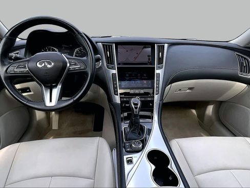 Used 2020 INFINITI Q50 Luxe w/ Essential Package (3.0T Luxe) RWD image 15