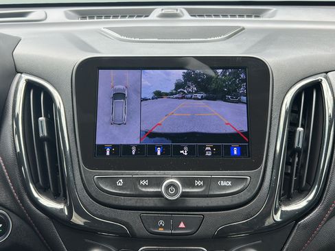 Used 2023 Chevrolet Equinox RS w/ RS Leather Package FWD image 23