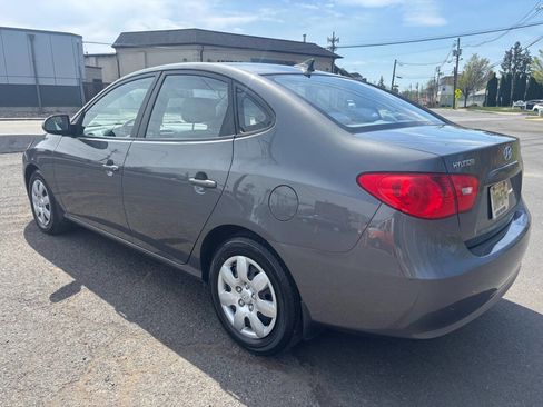 Used 2009 Hyundai Elantra GLS w/ Popular Equipment Pkg 2 image 3