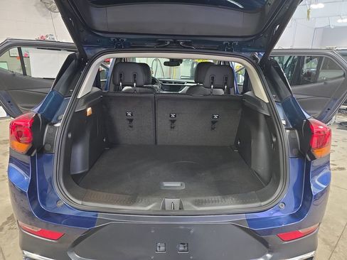 Certified 2023 Buick Encore GX Essence w/ Experience Buick Package image 12