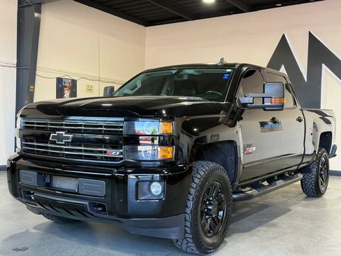 Used 2016 Chevrolet Silverado 2500 LT w/ Midnight Edition AWD/4WD image 1