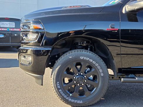 New 2026 RAM 2500 Tradesman AWD/4WD image 5