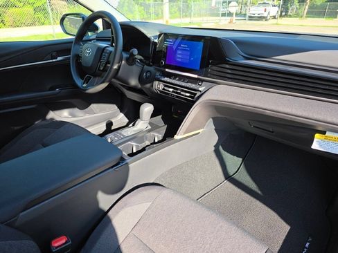 Used 2026 Toyota Camry LE FWD image 13