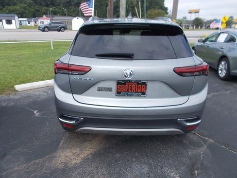 Used 2023 Buick Envision Essence image 3