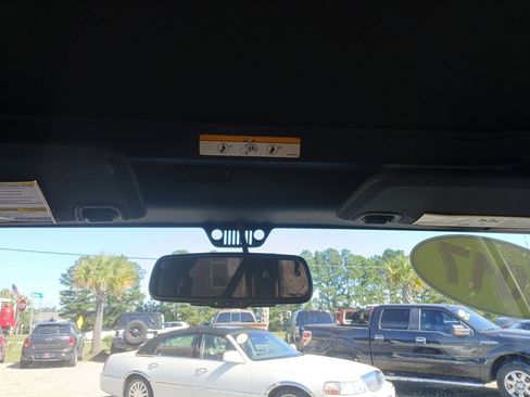 Used 2017 Jeep Wrangler Sport w/ Quick Order Package 24S image 17